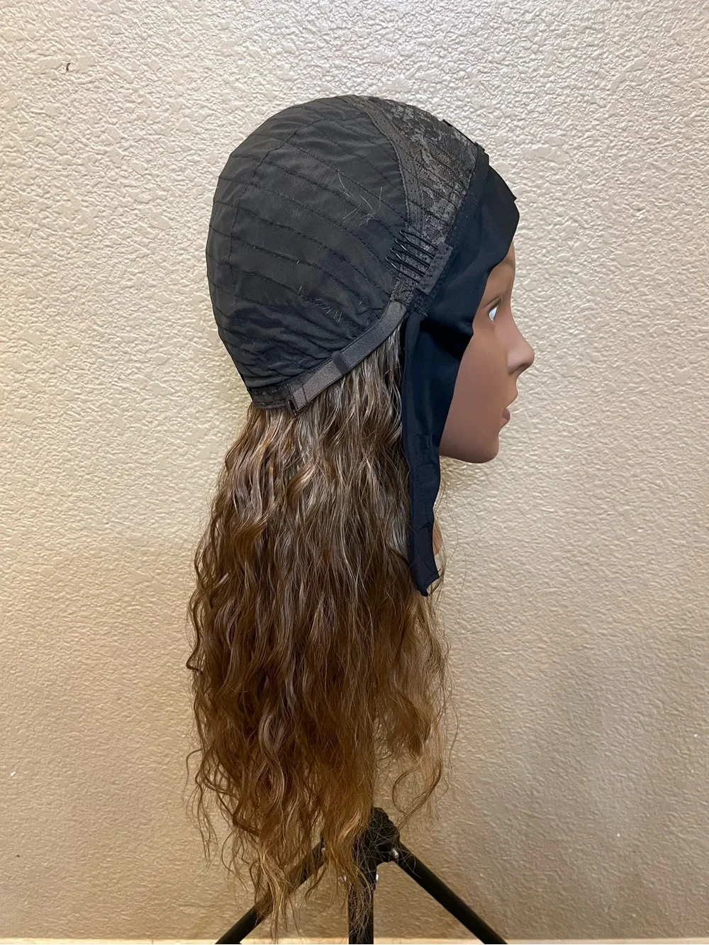 NEW 18–20” Caramel Brown Wavy Headband Wig Dark Root Synthetic Hair